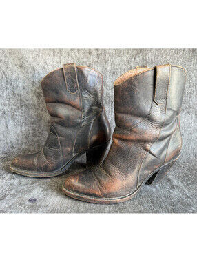 FRYE Womens 8 B Distressed Brown Leather Ankle Western Cowboy Boots 347198
